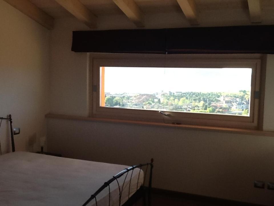 Villa Susina Casa Vacanze Toscolano Maderno Bilik gambar